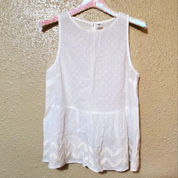 Women's Cute Old Navy Sleeveless Peplum Boho Top - Ivory Dot & Crochet Detail - Picture 2 of 9